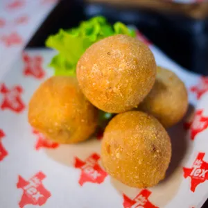 Cheesy Crispy Brisket Balls