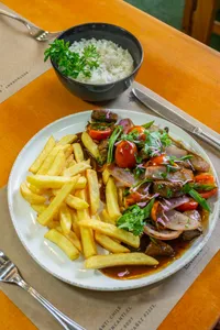 Lomo Saltado Encanti Lomo Saltado Encanti