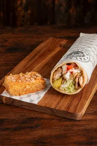 Shawarma Libanés pollo + Harisse
