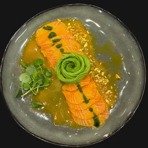Tiradito de Salmón