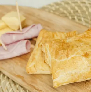 EMPANADA JAMÓN QUESO