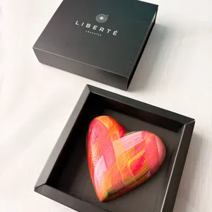 Bombón Abrazo - Relleno de Gianduja de Maní