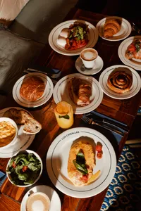 Le Petit Déjeuner Pour Deux