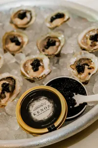 Caviar Kenoz 15gr et Huitres 12 und
