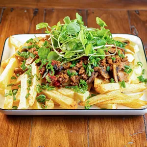 Chorrillana Vegana Chili Familiar