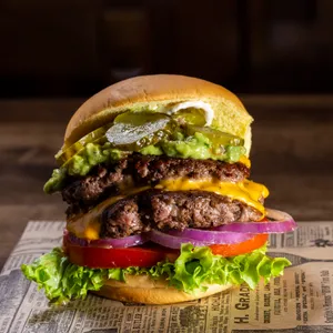 Guacamole Burger Doble