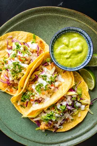 Taquitos de pescado 3un