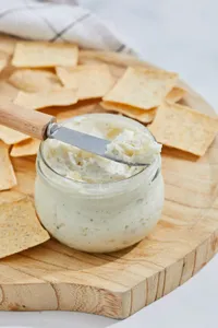 Queso cremoso trufado