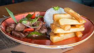 Lomo Saltado