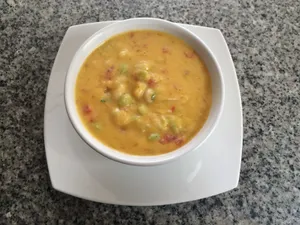 POROTOS CON MAZAMORRA