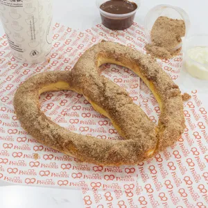 Pretzel Tradicional de Azúcar Canela
