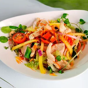 Ensalada Mango Chicken