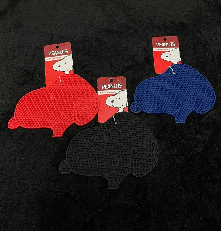 REPOSADOR DE OLLAS SNOOPY REPOSADOR DE OLLAS SNOOPY