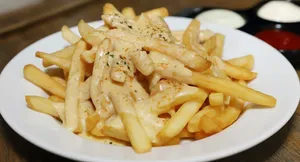 PAPAS FRITAS PREMIUN CON QUESO MOZZARELLA