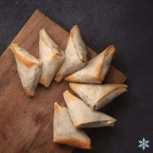 Empanadas de pino carne y especias al estilo árabe