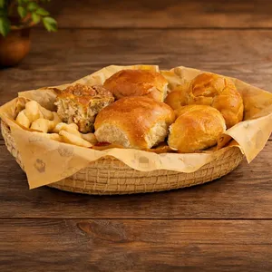 Canasta de panes varios