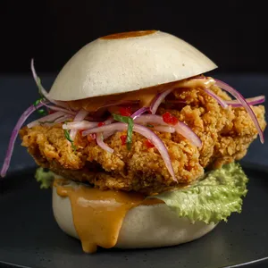 Bao con Pollo