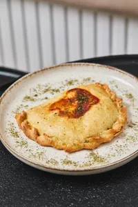 Empanada Pizzera