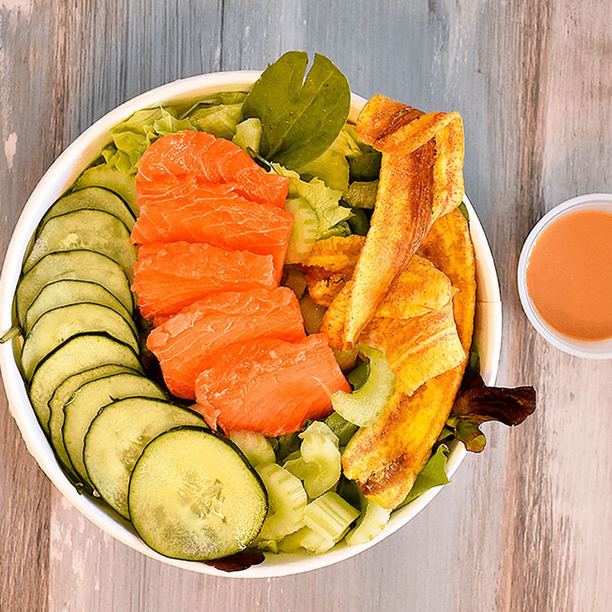 Ensalada de Salm贸n ahumado Ensalada de Salm贸n ahumado