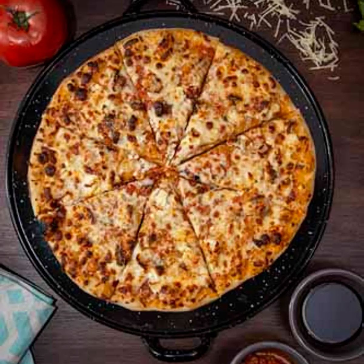 Pizza cuatro quesos Pizza cuatro quesos